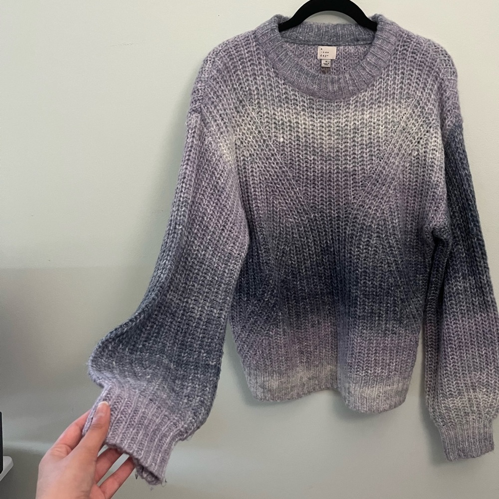 NWT Crewneck Pullover Sweater Balloon Sleeves - Picture 3 of 3